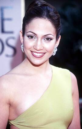 FM UK　december 1998  Jennifer lopez 429x594.JPG?1714403508