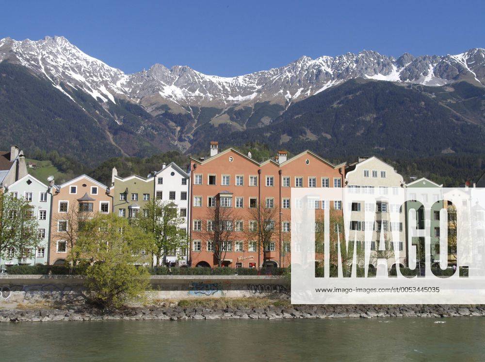 Digital Wallpaper of Elevated view over the city of Innsbruck, Austria