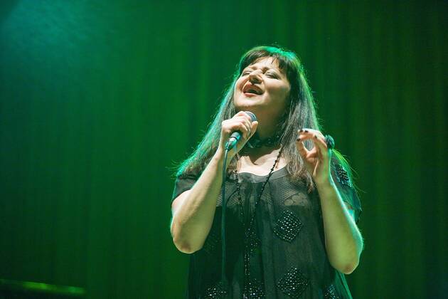 POLISH SINGER BASIA TRZETRZELEWSKA LIVE IN POLAND PHOTO. DAREK KAWKA ...