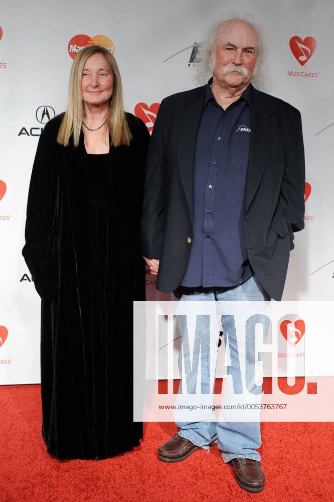 David Crosby and his wife Jan Dance attend the 2010 MusiCares Person of ...