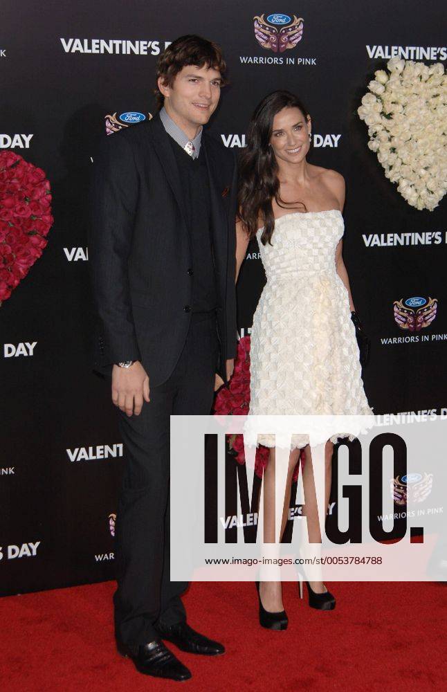 Ashton Kutcher And Demi Moore VALENTINE S DAY FILM PREMIERE Hollywood XUK Patrick Rideaux