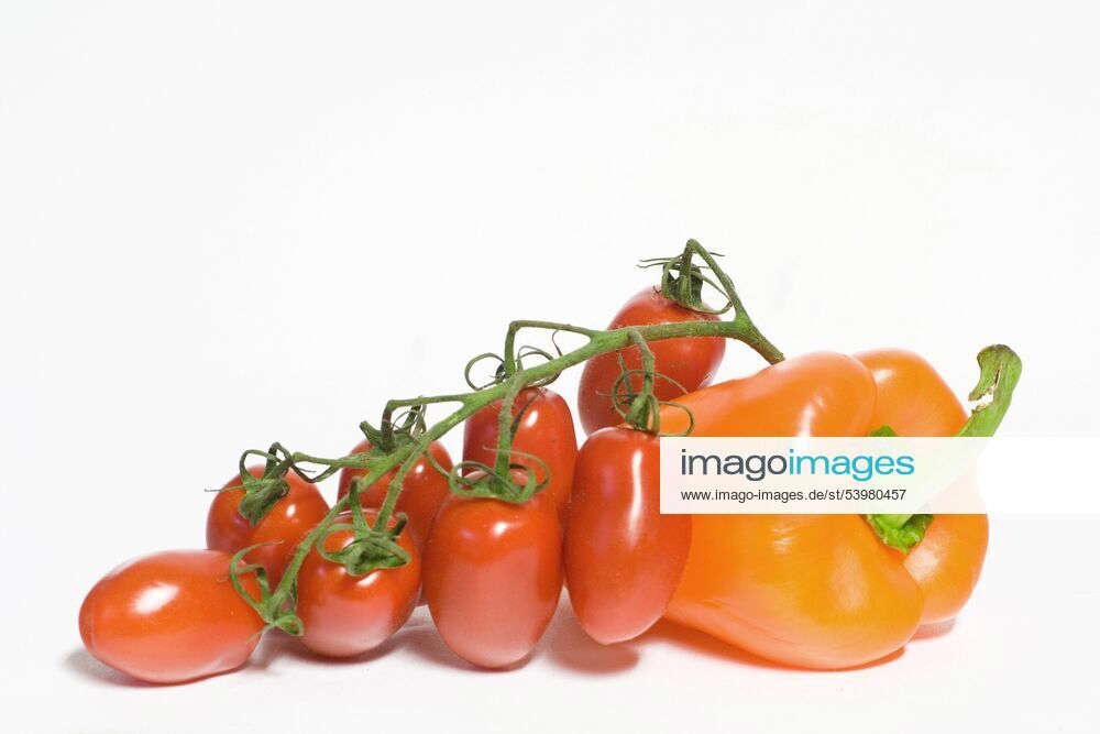 Orange Paprika mit Eiertomaten orange pepper mit eggtomato