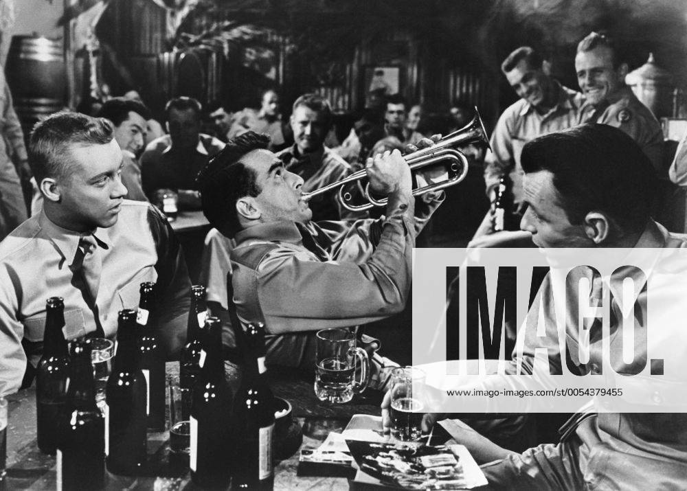 Verdammt in alle Ewigkeit (1953) MONTGOMERY CLIFT with trumpet (Robert ...