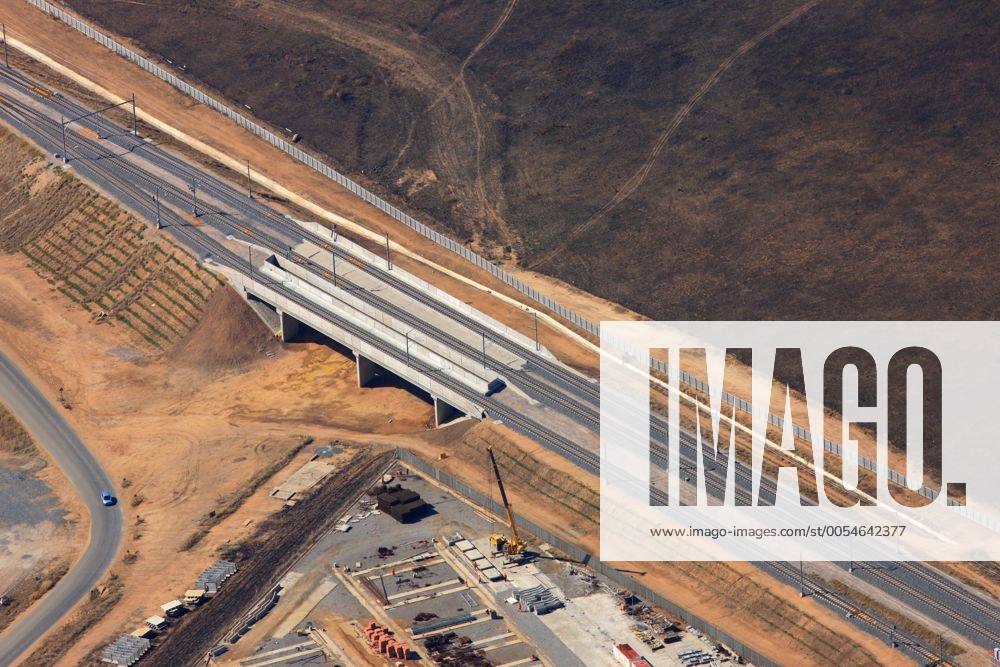 Aerial photograph of tracks for the Gautrain in Midrand, Johannesburg ...