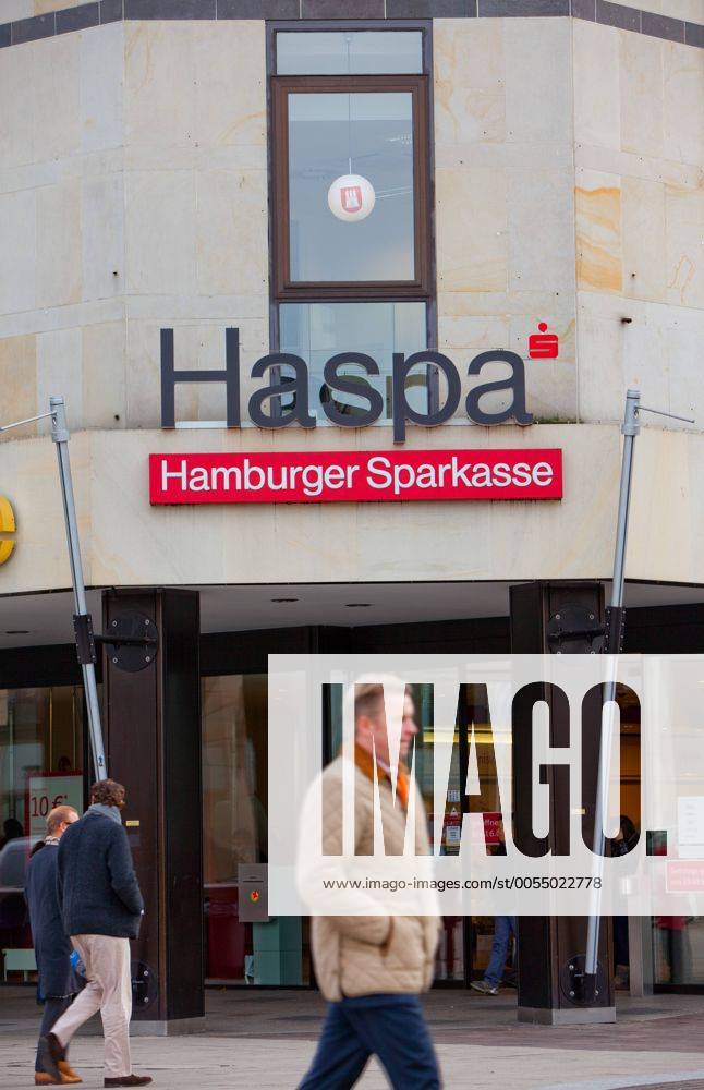 Eine Filiale der Hamburger Sparkasse ( HASPA ) am Jungfernstieg am 05.