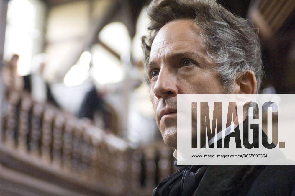 2009 The Young Victoria Movie Set PICTURED MICHAEL MALONEY as Sir