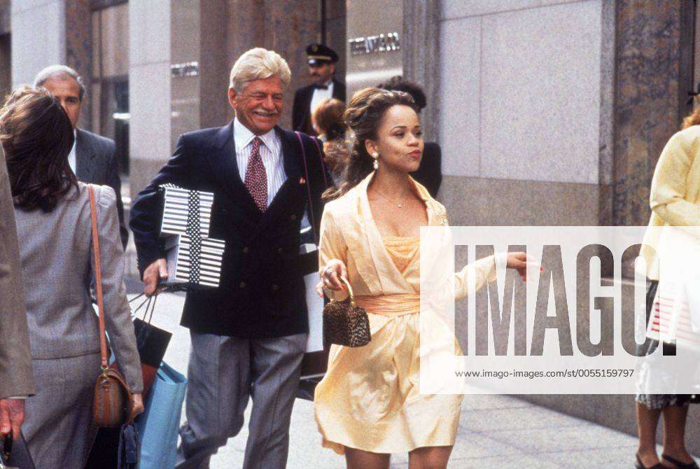 1994 - It Could Happen to You - Movie Set PICTURED: SEYMOUR CASSEL as Jack  Gross and ROSIE