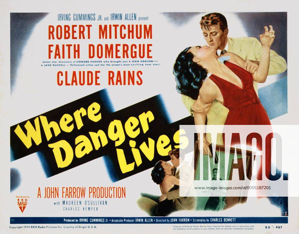 1950 - Where Danger Lives - Movie Set PICTURED: ROBERT MITCHUM as Dr ...