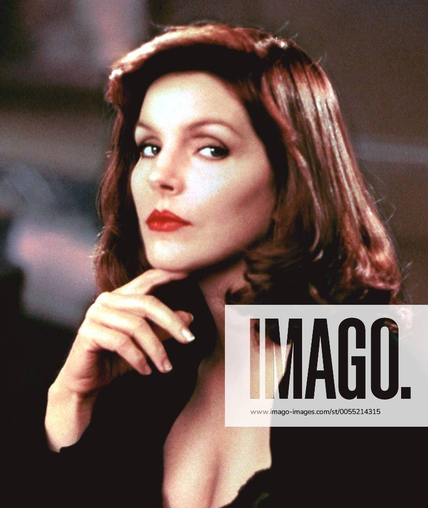 1991 - The Naked Gun 2 1 2: The Smell of Fear - Movie Set PICTURED: PRISCILLA  PRESLEY