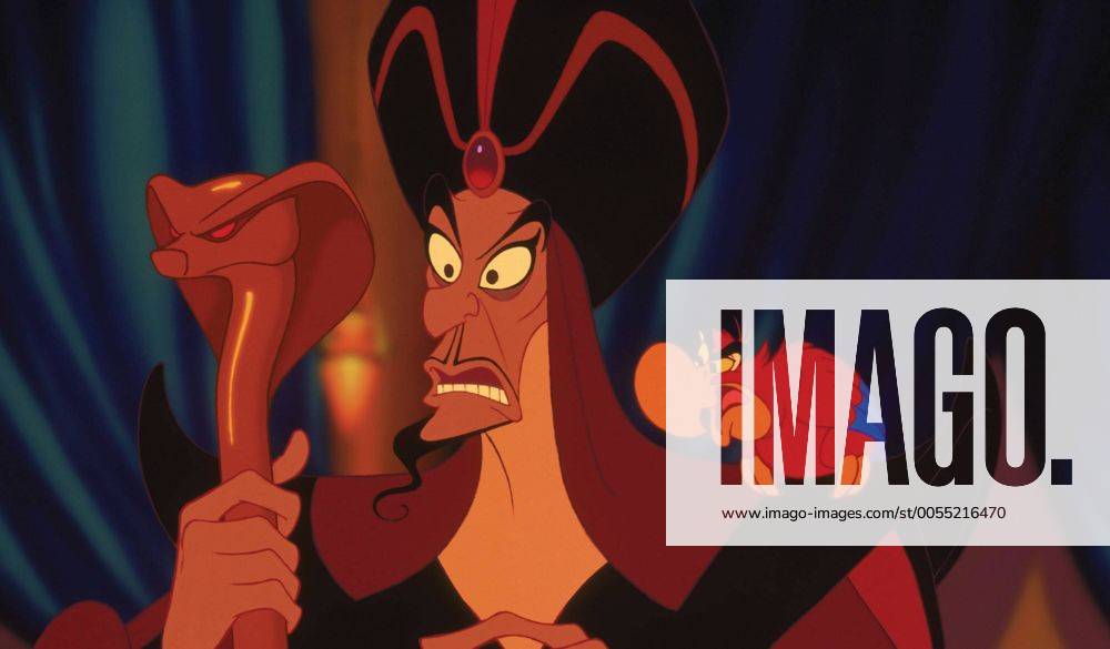 1992 - Aladdin - Movie Set PICTURED: Jafar and Iago. RELEASE DATE: 25 ...