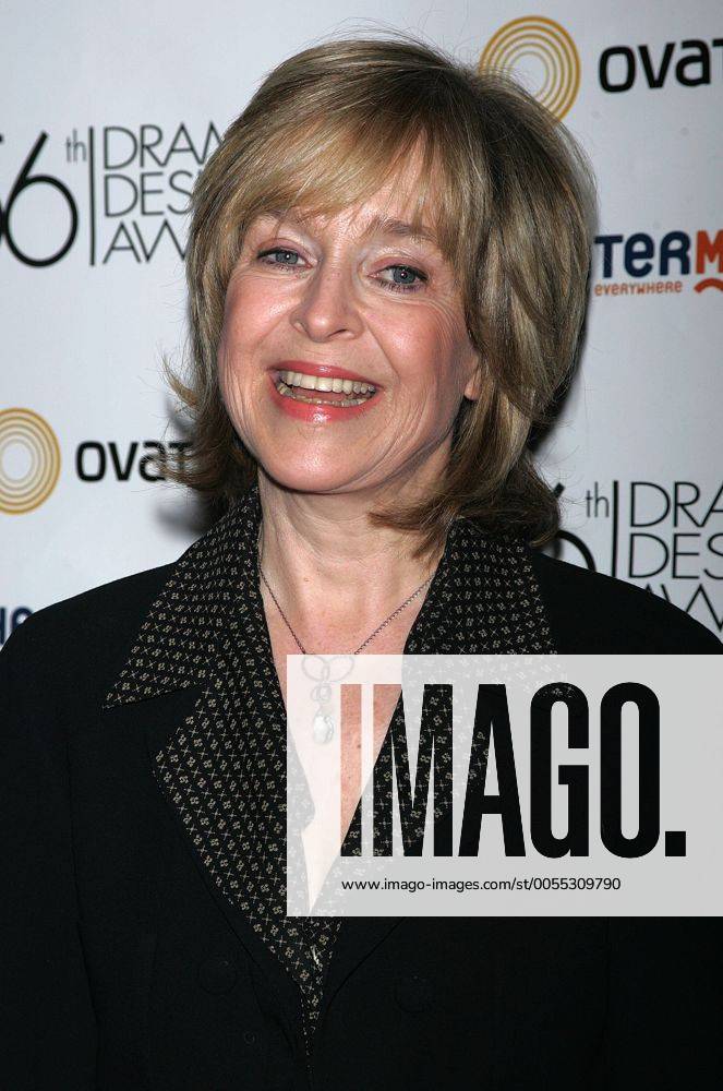 Jill Eikenberry arrives for the Reception for the Drama Desk Award