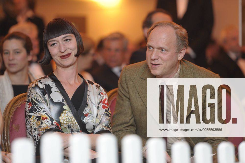 Grandhotel Schloss Bensberg, Wine Awards 2011, Ulrich Tukur und Ehefrau Katharina John 2010xAntonx Grandhotel Schloss Bensberg, Wine Awards 2011, Ulrich Tukur und Ehefrau Katharina John 2010xAntonx