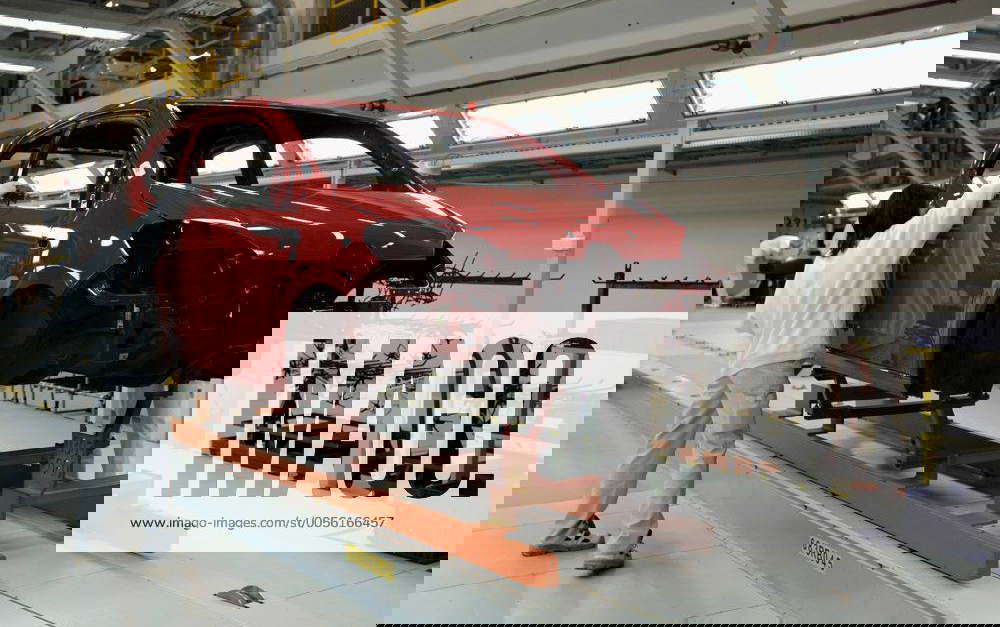 Volkswagen new car paint shop for car series New Small Family. Pictured