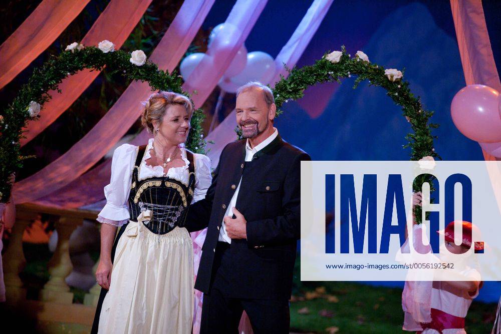 Sängerin Angela Wiedl und Sänger Uwe Erhardt (bei.,DEU) - Das ...