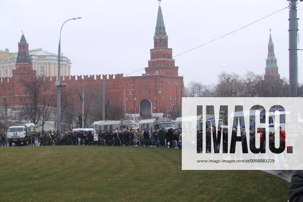 Itar Tass Moscow Russia December 10 2011 Participants Of An Authorized Rally For Honest 5435