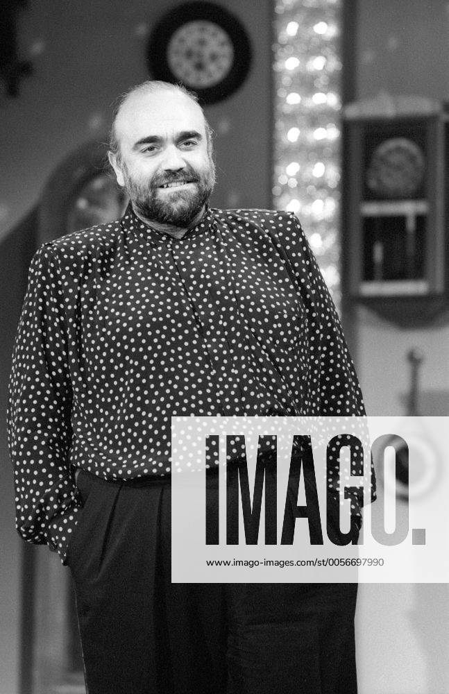 Demis Roussos (Sänger) 11 88 dar Demis Roussos im November 1988 bei der ...