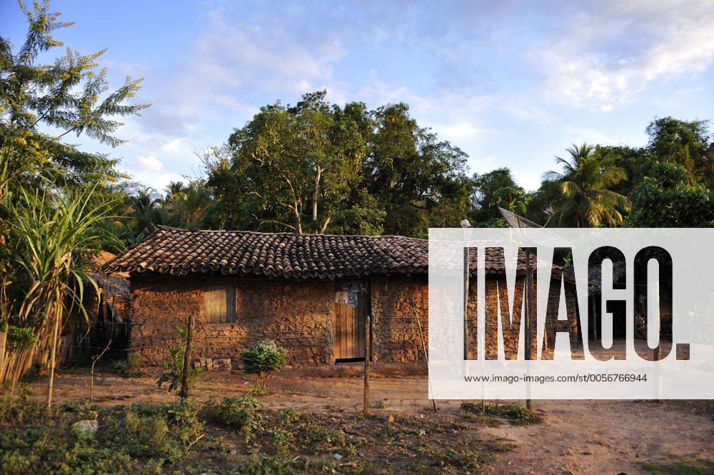 Traditionelles Haus aus Lehm, AmazonasRegenwald, Maranhao, Brasilien, Südamerika, Lateinamerika