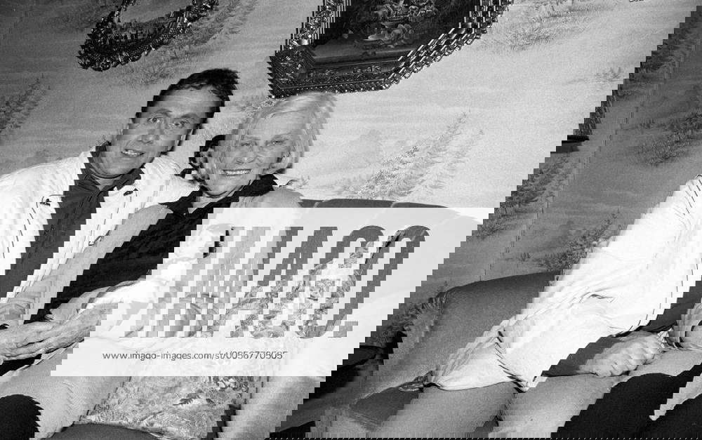 Franz Rampelamnn und Annemarie Wendl (re.) 03 93 mat Franz Rampelmann