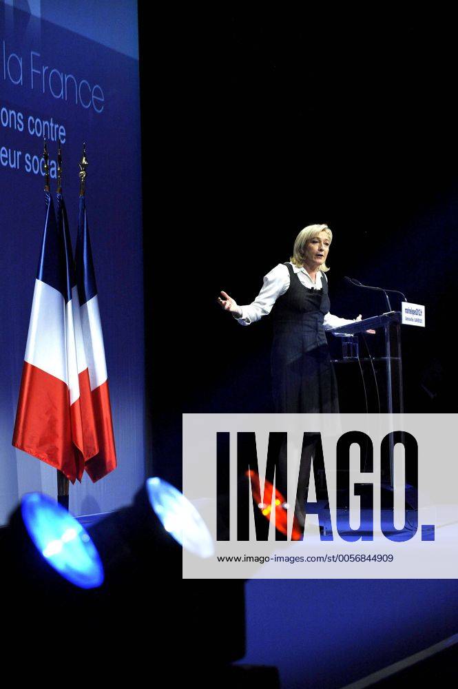 LA GALETTE DES ROIS AVEC LE FRONT NATIONAL AUX DOCKS A SAINT DENIS