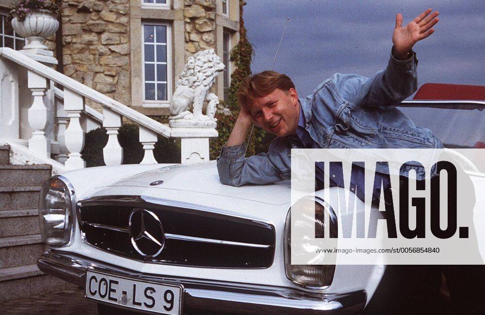 Wolfgang Link mit Mercedes 230 SL Pagode in Auto Motor und Sport TV