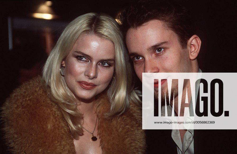 christian-ulmen-mit-julia-valet-03-98-her-tv-fernsehen-moderation-musik