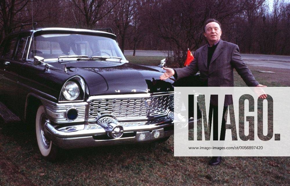 Peter Sodann mit Tschaika in auto motor und sport tv (VOX) 02 00 böw