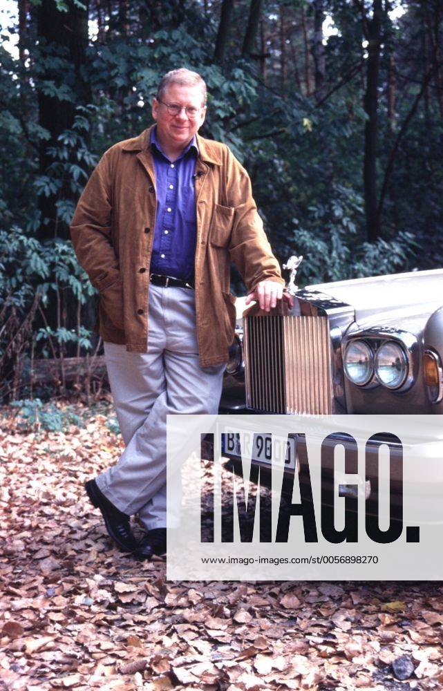 Rainer Hunold mit Rolls Royce Cabriolet in auto motor und sport tv (VOX