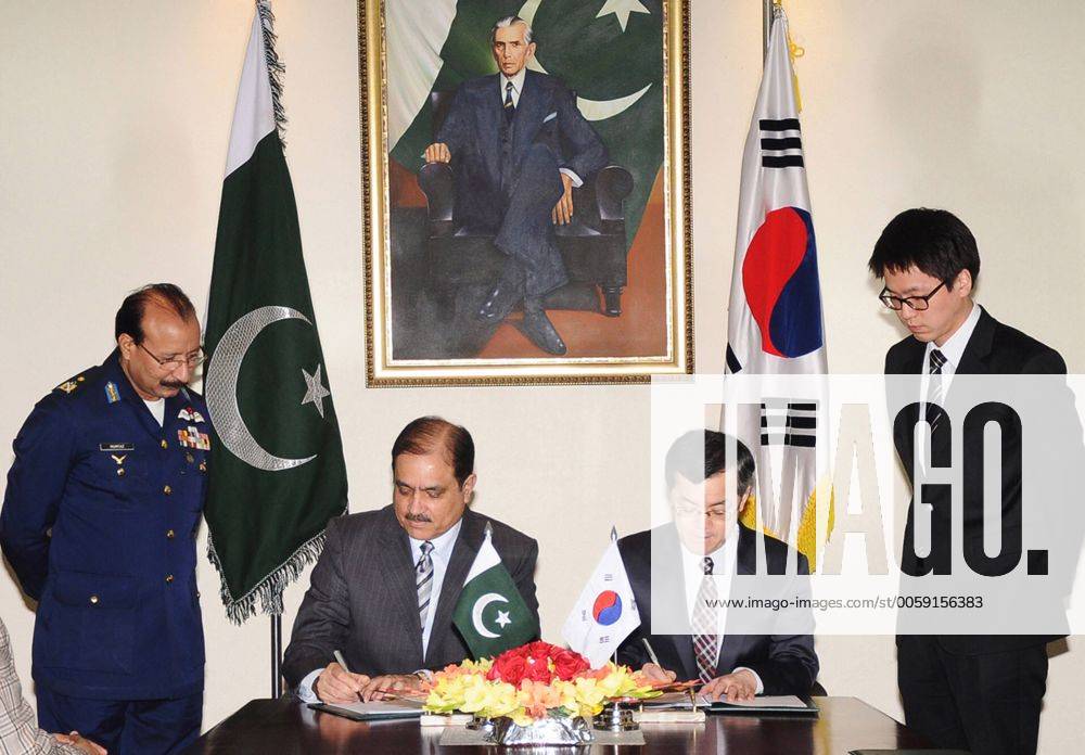 Ariq Rahi RAWALPINDI PAKISTAN_ Additional Secretary Maj. Gen. Tariq Rashid Khan ...