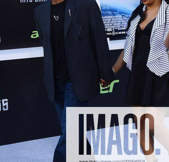 LaVar Burton arrives for the Star Trek Into Darkness premiere at the ...