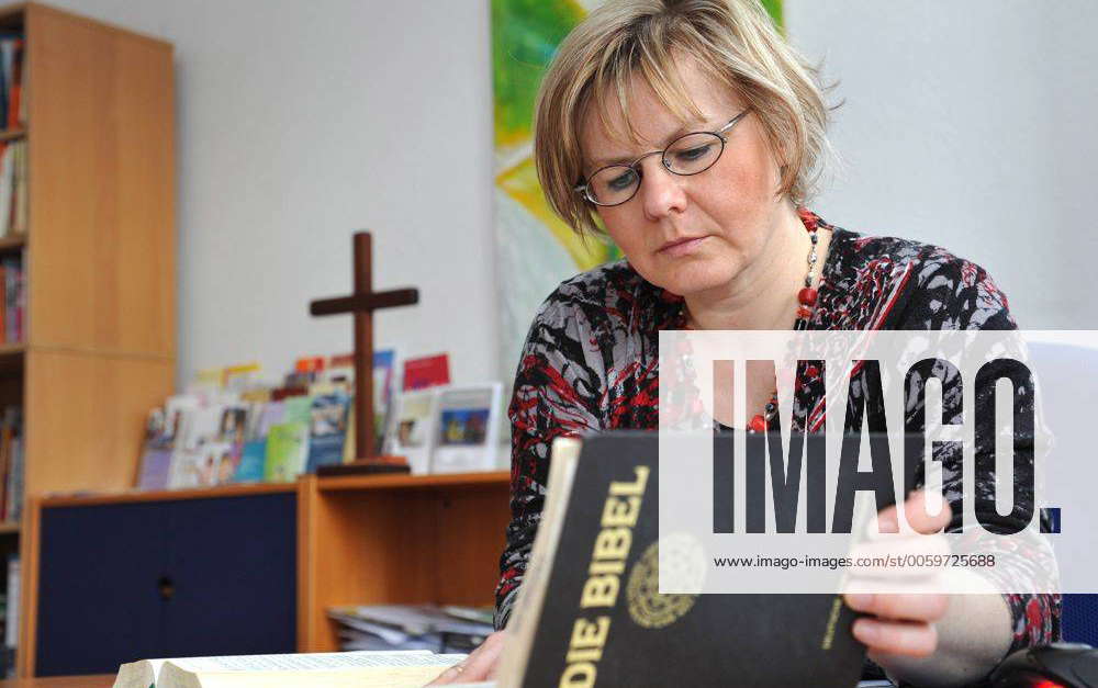 Susanne Sander, Pastorin der evangelisch-lutherischen Kirchengemeinde ...