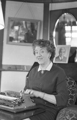 Portrait Of Enid Blyton The Famous Writer Of Childrens Stories At Her Portrait Of Enid Blyton The Famous Writer Of Childrens Stories At Her