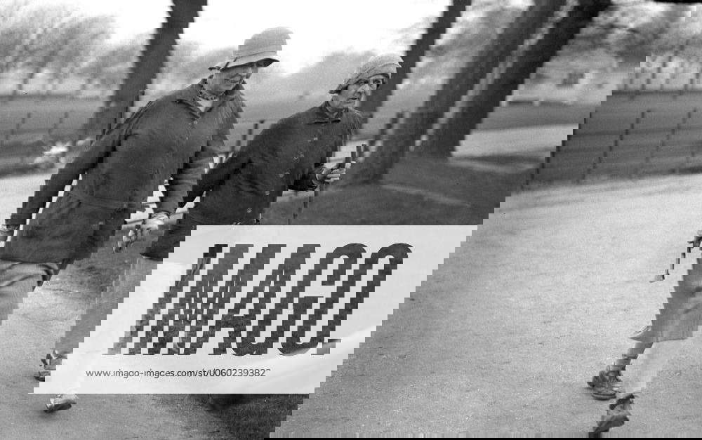 The Veteran Ladies Golf Association Championship at Ranelagh . Mrs