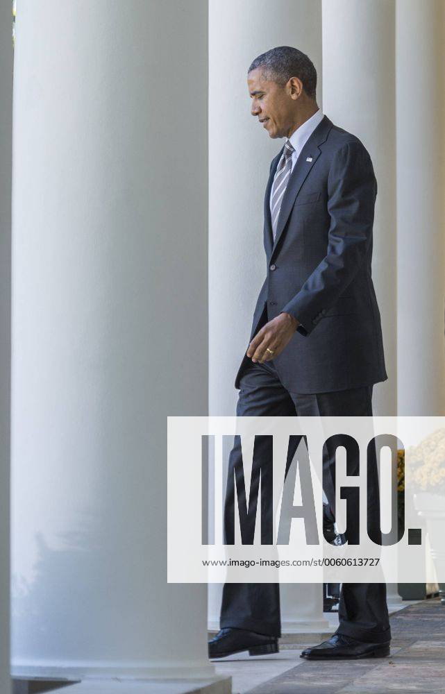 Us President Barack Obama Walks From The West Colonnade Of The White House To The Rose Garden To 6973