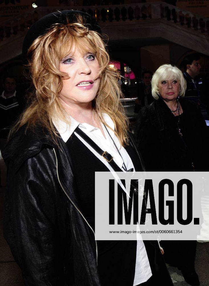 Itar Tass Moscow Russia October 30 2013 Veteran Singer Alla Pugacheva Attends Russian Designer 1174