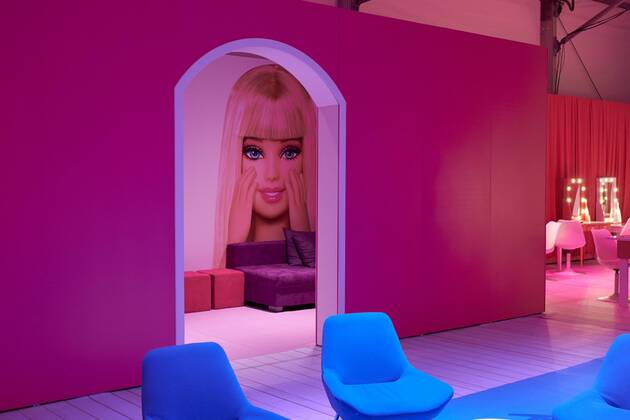 Alexa barbie house sale