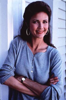 I Posed For Playboy USA 1991 Lynda Carter