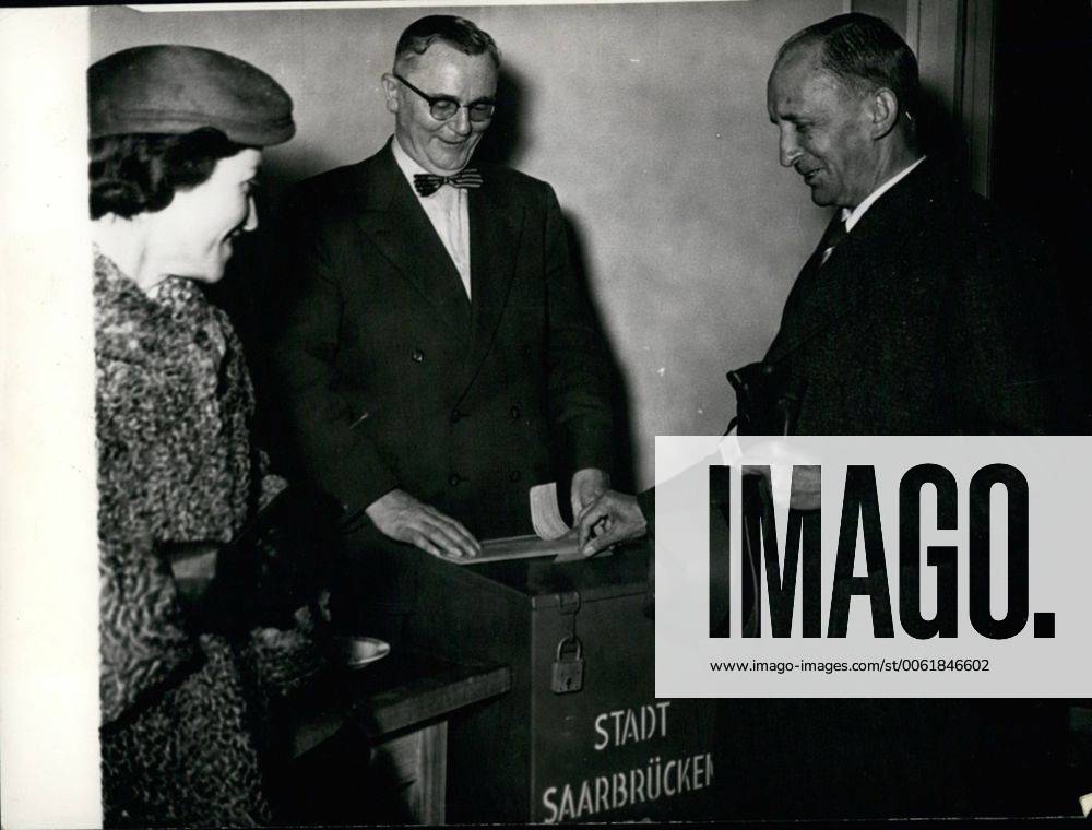 Dec. 12, 1955 - Parliament-elections at the Saar. our photo shows The ...