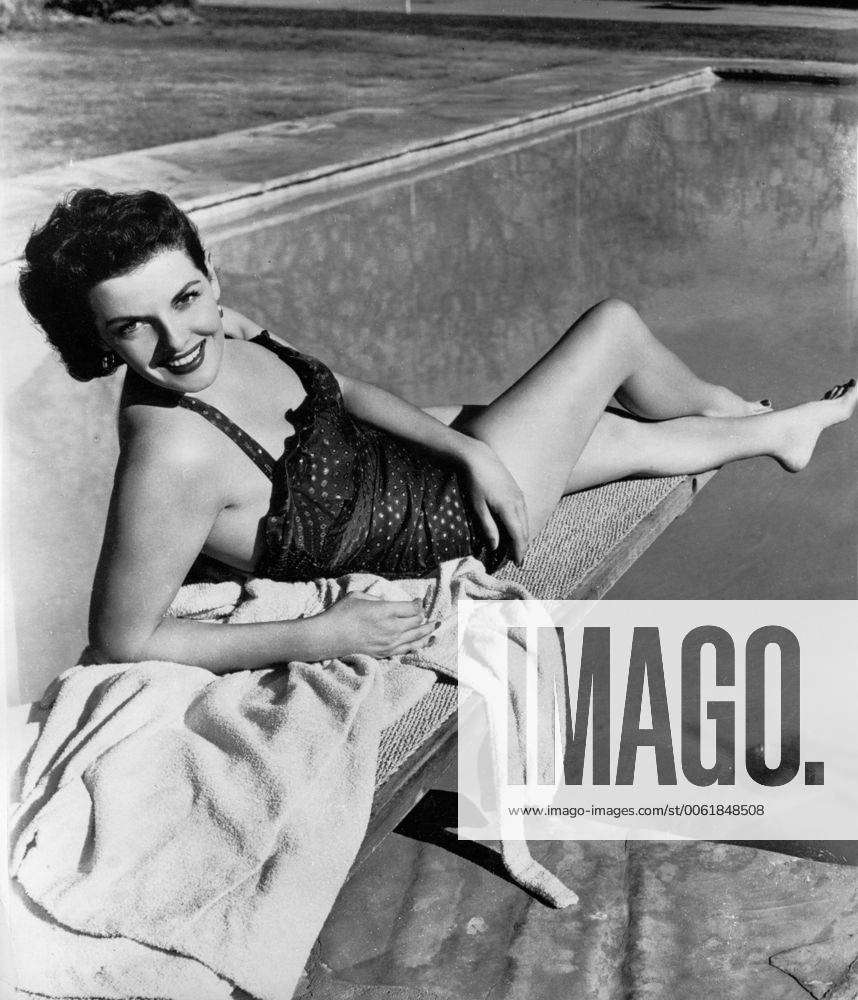 858px x 1000px - Jan. 1, 1950 - Los Angeles, CA, U.S. - Voluptuous sex symbol and star of  Hollywood films, TV,