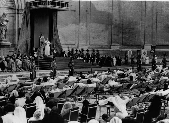 Pius Xii Rome Oct. 31, 1955 - Rome, Italy - POPE PIUS XII reigned as Head of the ...