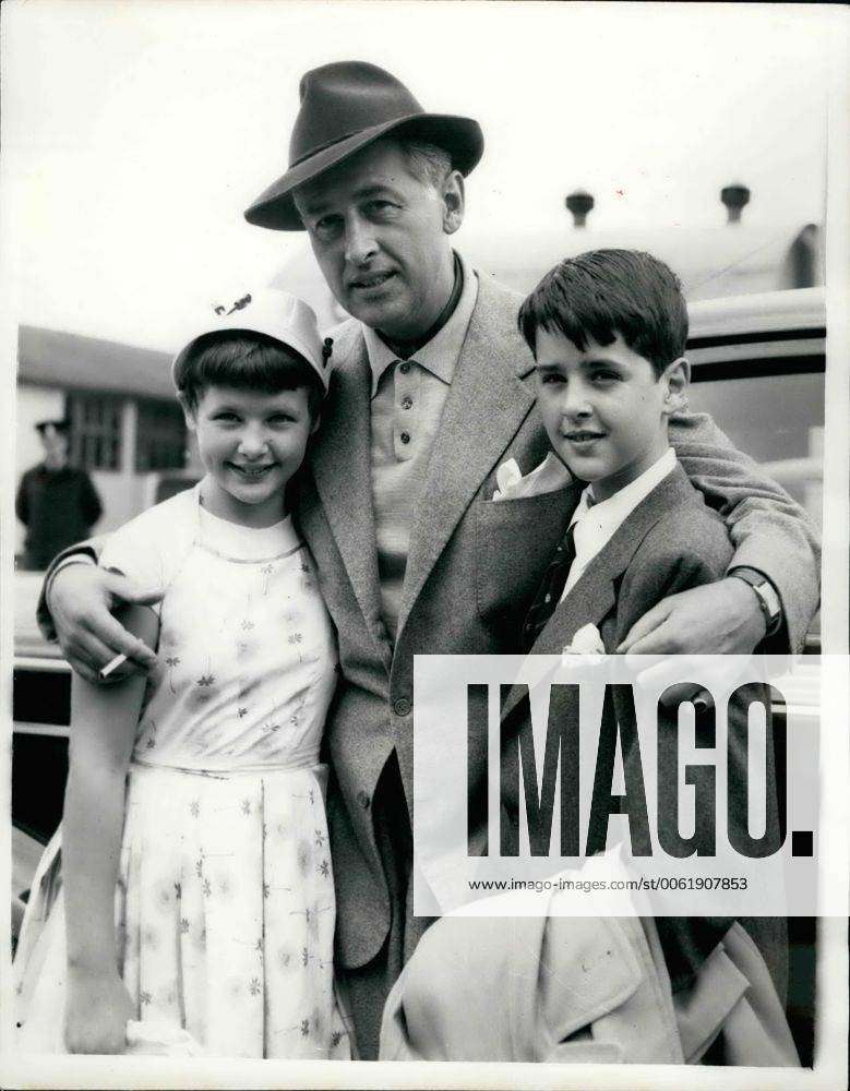Jul. 07, 1956 - Stewart Granger's children's and their mother