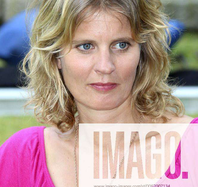 Heike Dorsch beim Fototermin am Set des ZDF TV-Films Blauwasserleben im Huusbarg Volksdorf