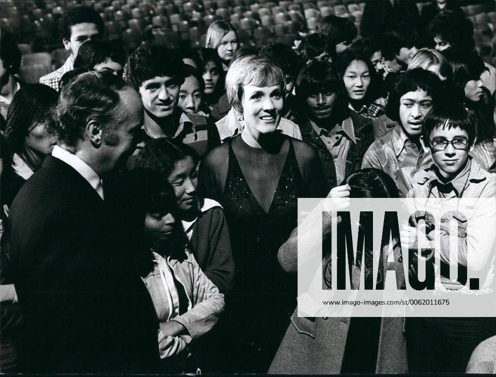 Dec. 15, 1976 - Welfare concert in Zurich with Julie Andrews