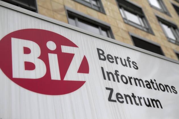 agentur für arbeit halle