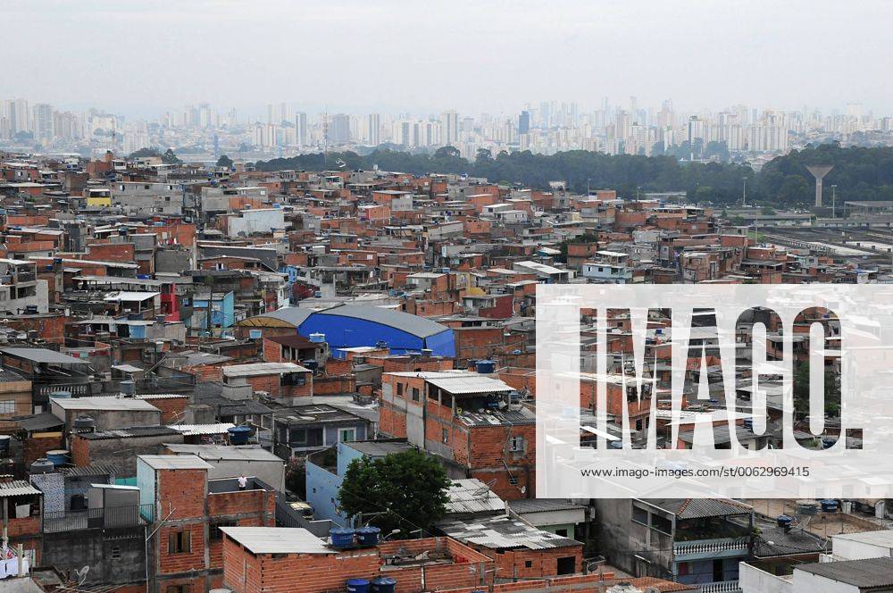 Favela Heliopolis, in Sao Paulo, one of the largest favelas in Brazil ...