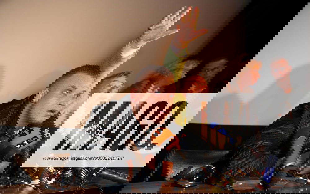 Menowin Fröhlich in Wien Wien, Lugner City, 10. 05. 2010 Menowin