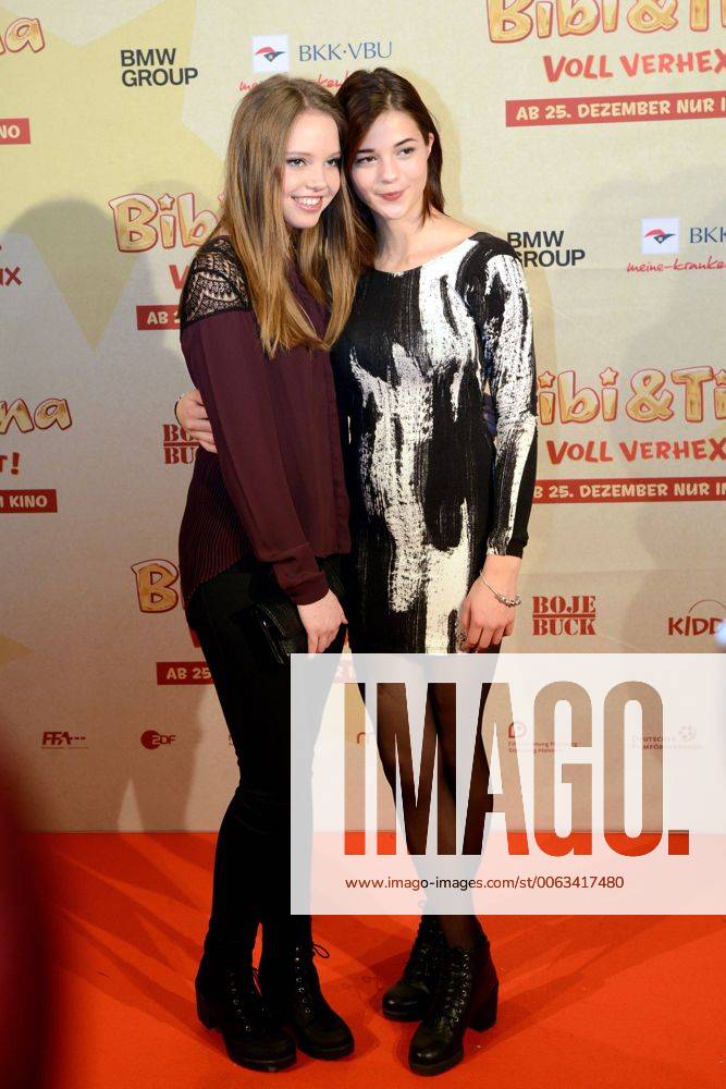 Lina Larissa Strahl Und Lisa-Marie Koroll Bei Der Premiere Des ...