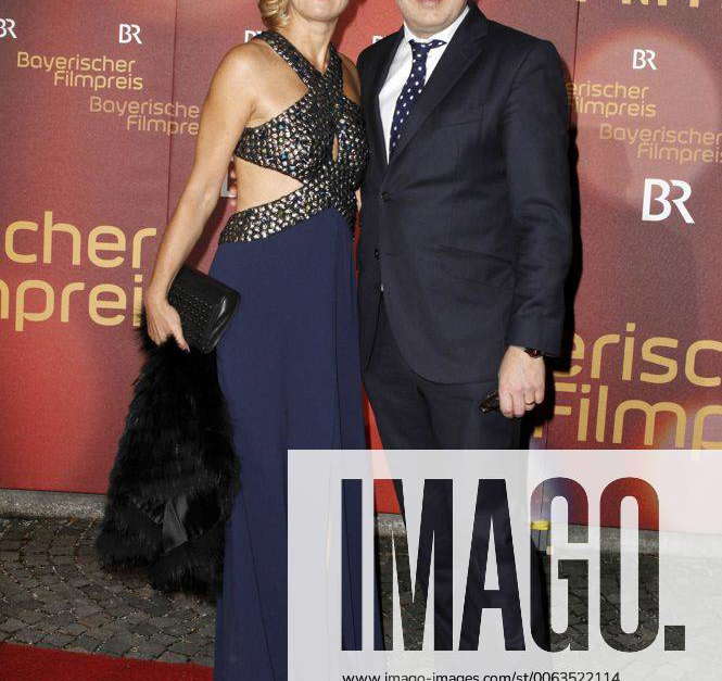 Axel Milberg mit Ehefrau Judith Betzler Milberg bei der Verleihung des ...