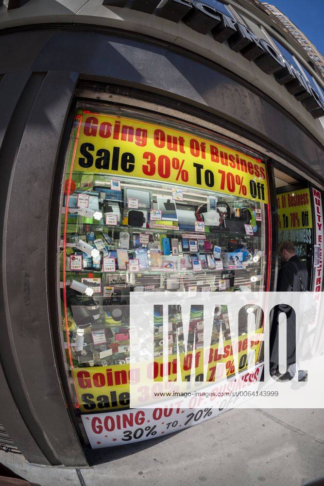 Electronics store closing in New York An electronics store on Sixth
