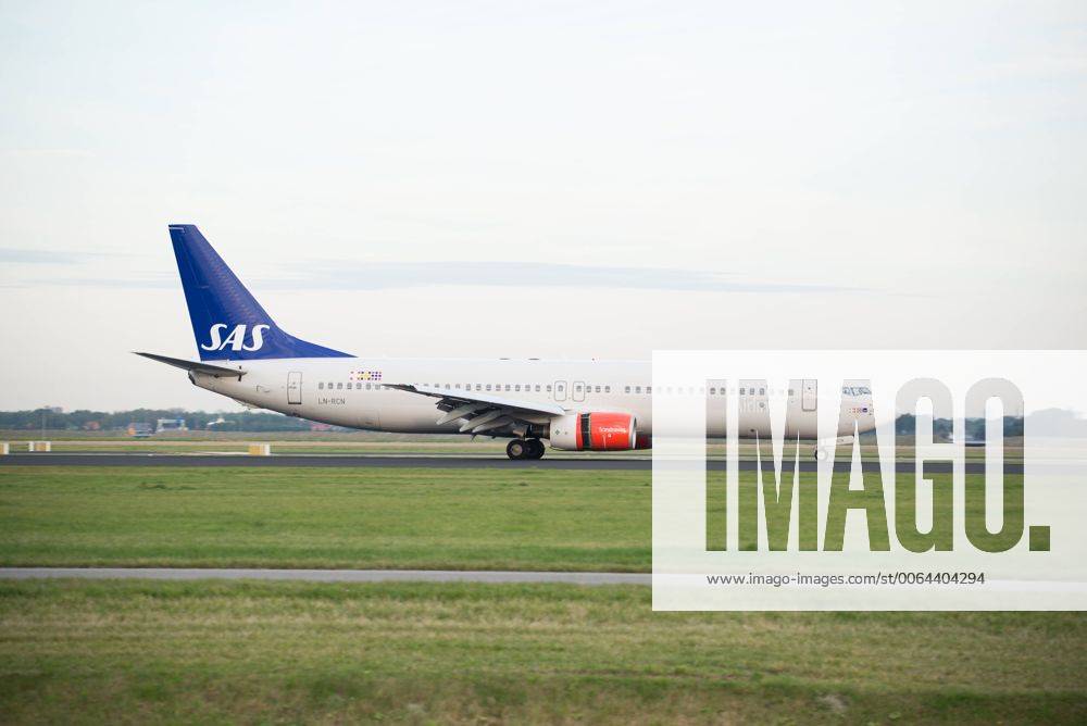 Ein seltener Anblick: eine Boeing 737-800 ohne Winglets. Die ...