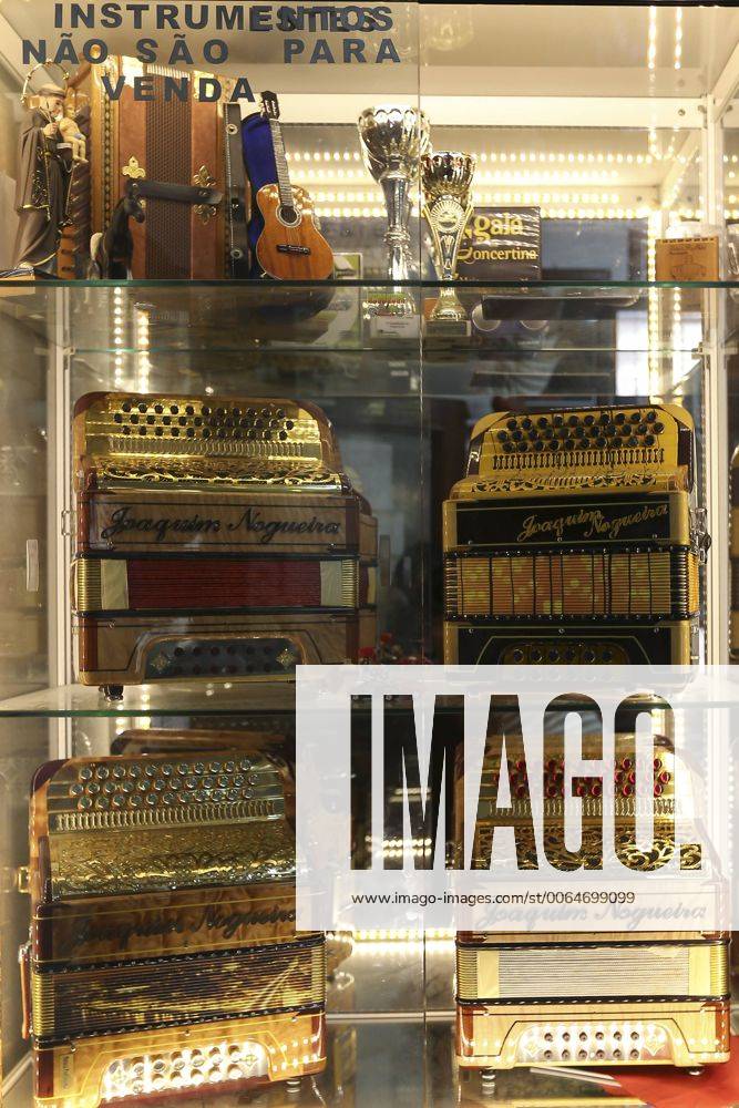 Joaquim Nogueira, manufacturer of concertinas Standard Légua, 28 05